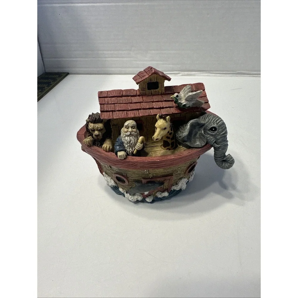Dickson Noah's Ark Trinket‎ Box - Resin
